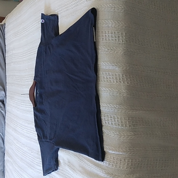 Champion t-shirt (black on black) - Picture 3 of 6